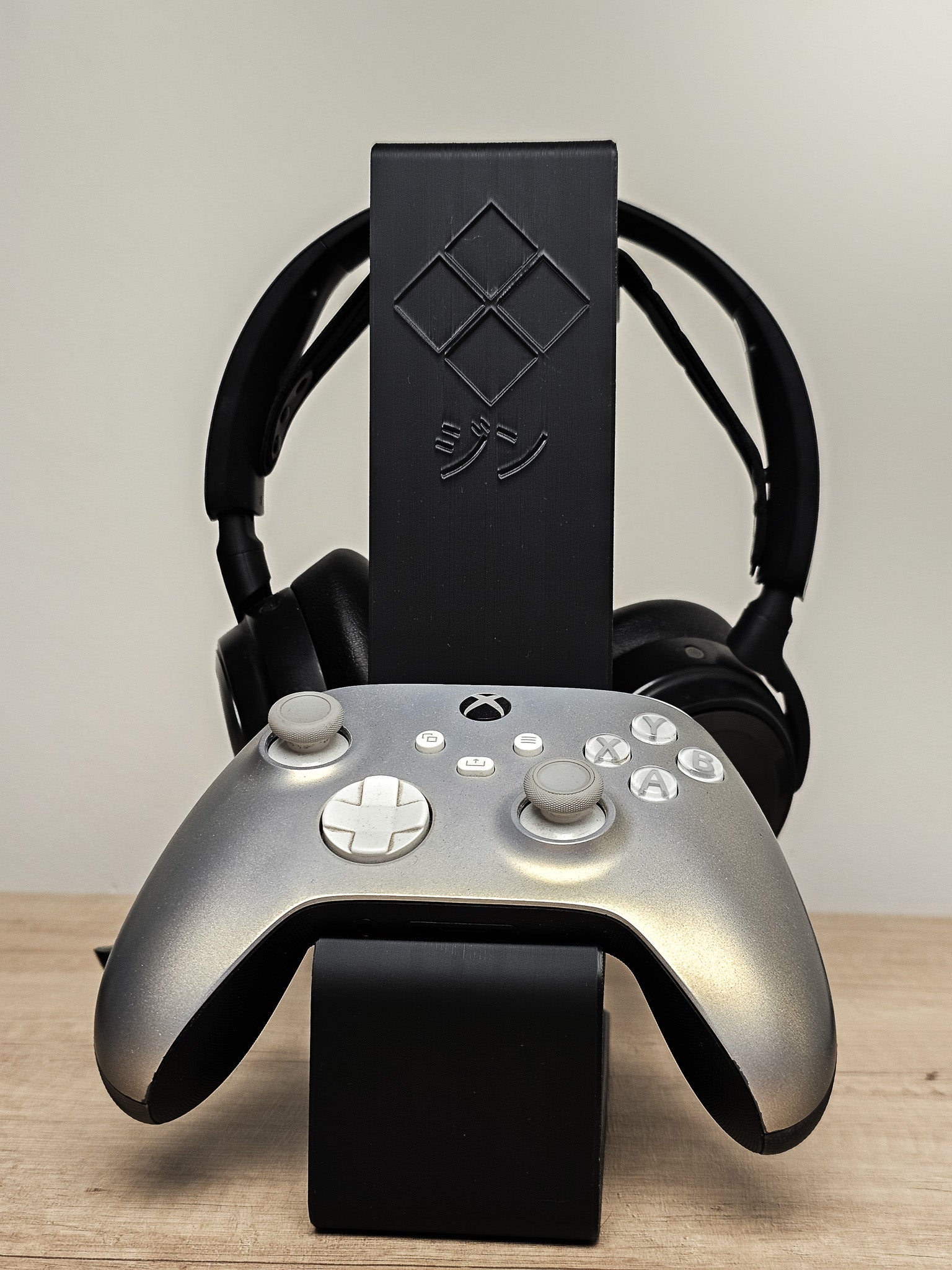 Headphone Stand - Organic | MGM EXTRAS (Copy)