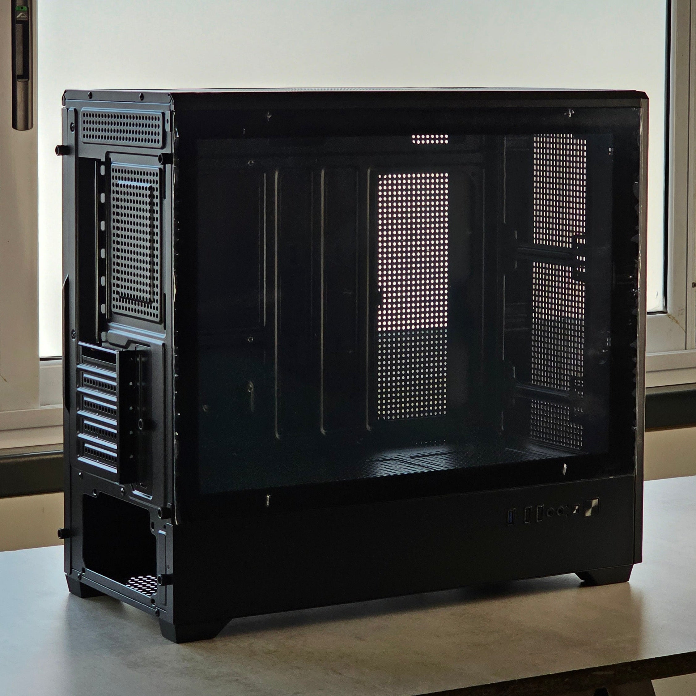 Gabinete Notblack | Cristal Templado (Mid-Tower ATX) | NOT DROP
